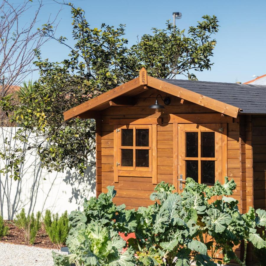 Отель 70'S Wood House Мая Экстерьер фото